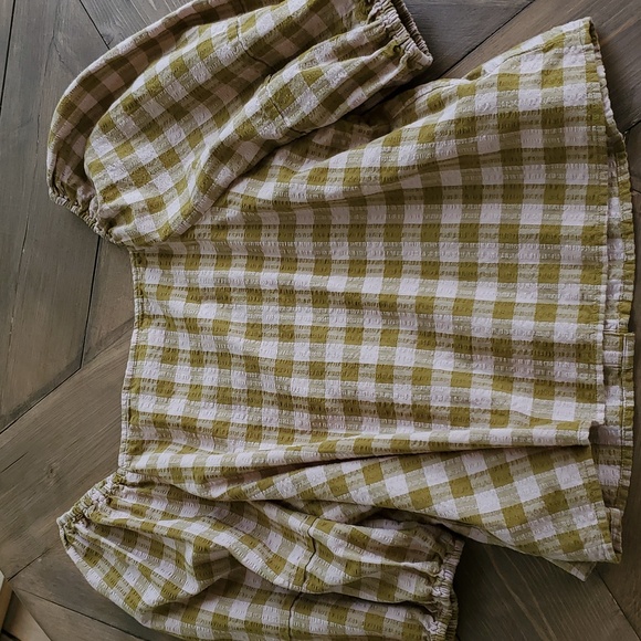 Universal Thread blouse. - Picture 4 of 4